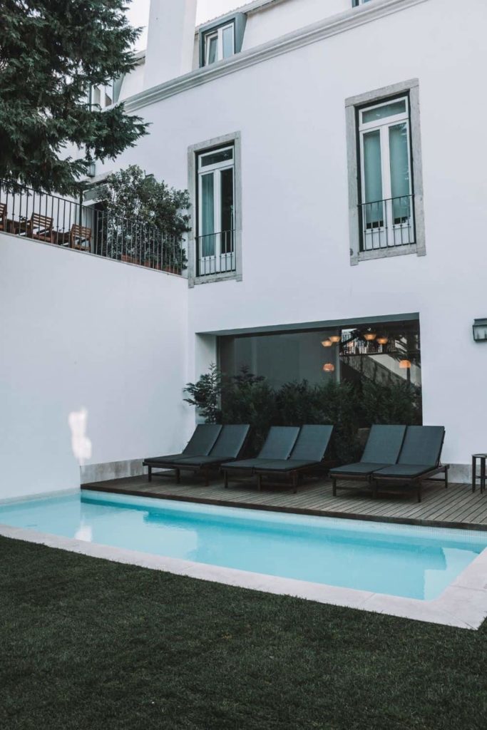 casa balthazar hotel with heated pool and sauna in Lisbon