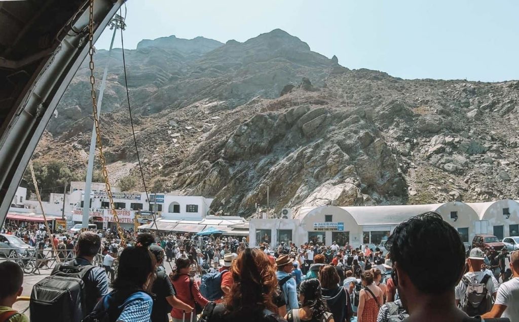 Crowds at Athinios port