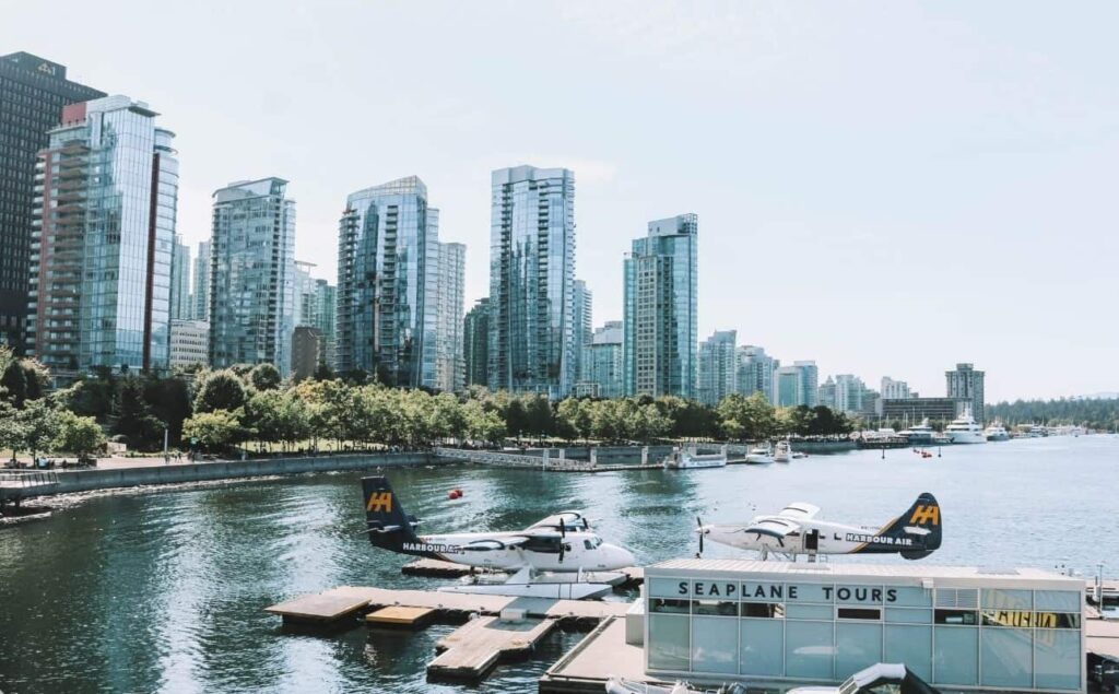 A seaplane tour, one of the most romantic Vancouver date ideas