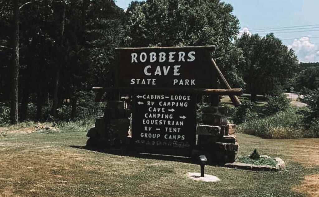 Robbers Cave State Park sign