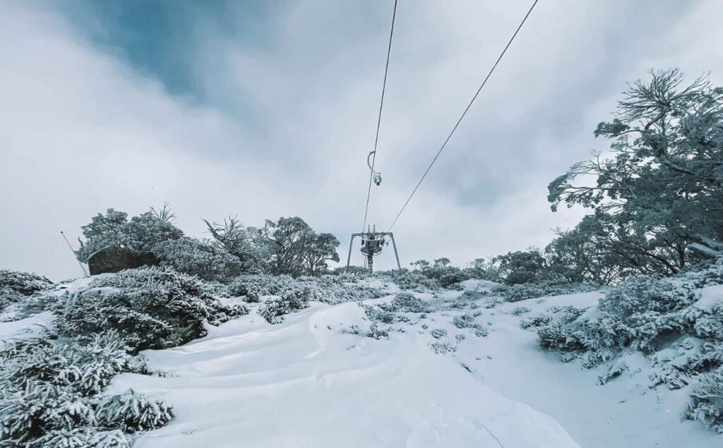 Snow and ski lift in Perisher NSW