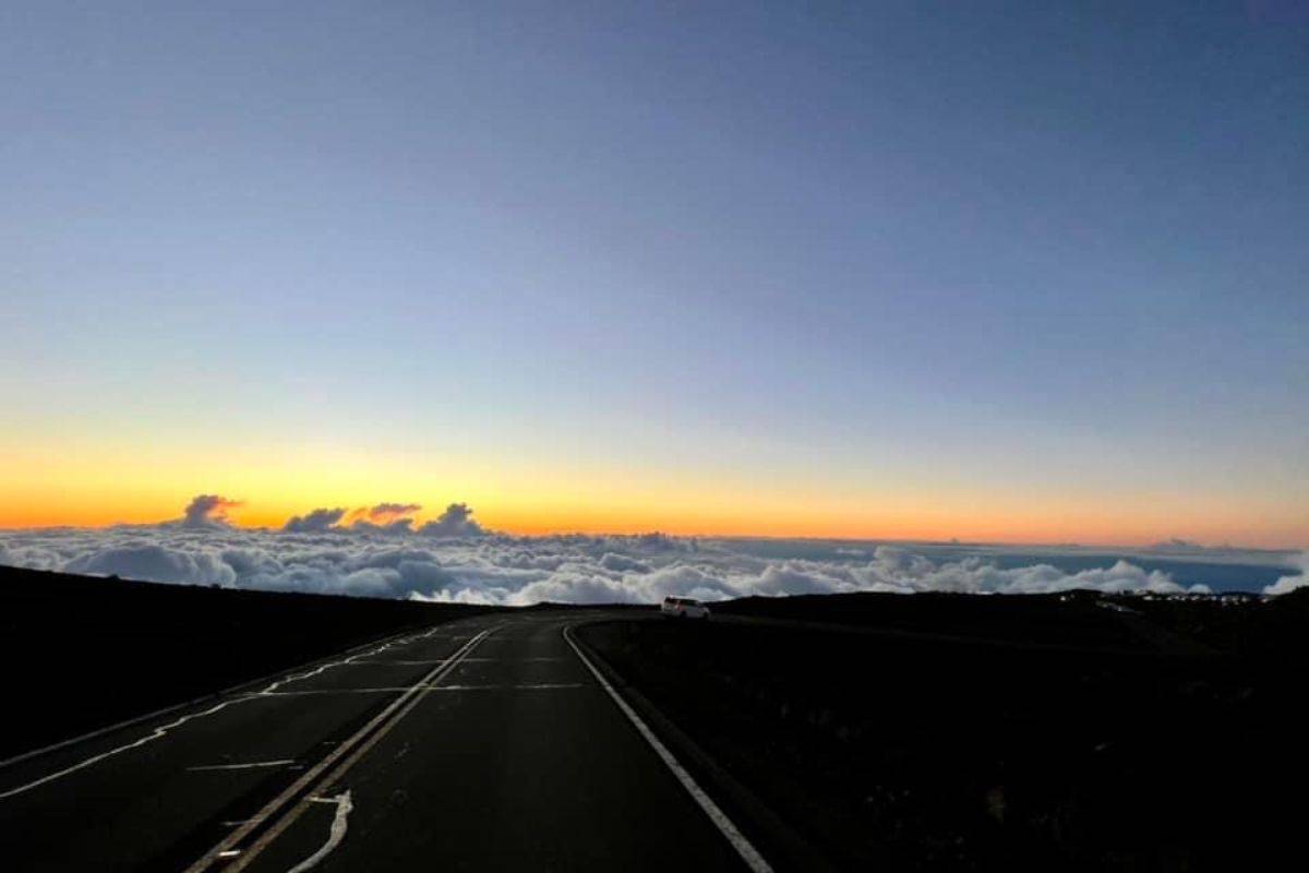 7 Best Haleakala Sunset Tours That Couples Will Love