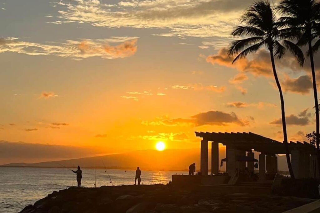 One of the best Oahu sunsets at Kakaako Waterfront Park