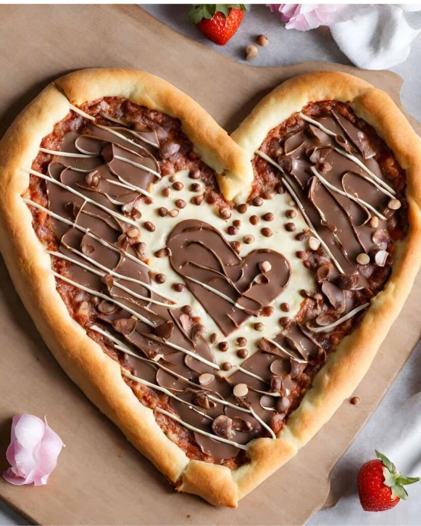 herat shaped pizza with nutella