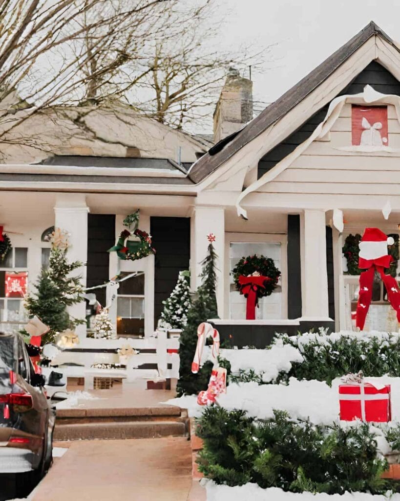 house decorated for Christmas