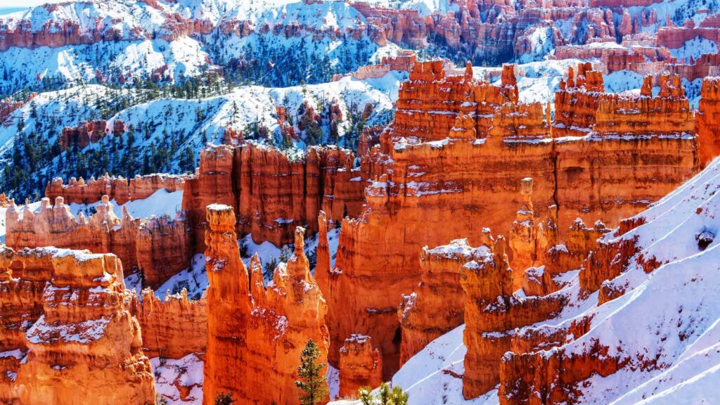 Bryce Canyon with snow