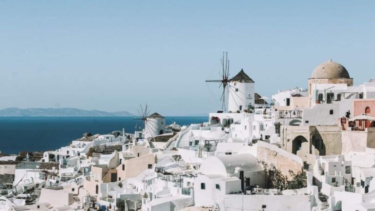 10 Underrated Things To Do In Santorini This Summer