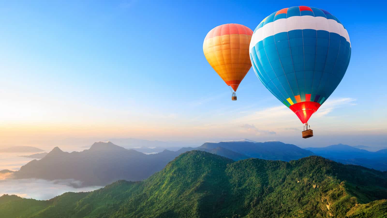 hot air balloon shutterstock_120085894