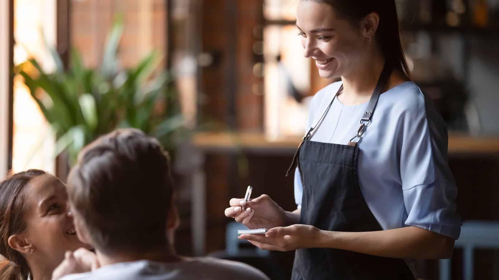 waitress restaurant
