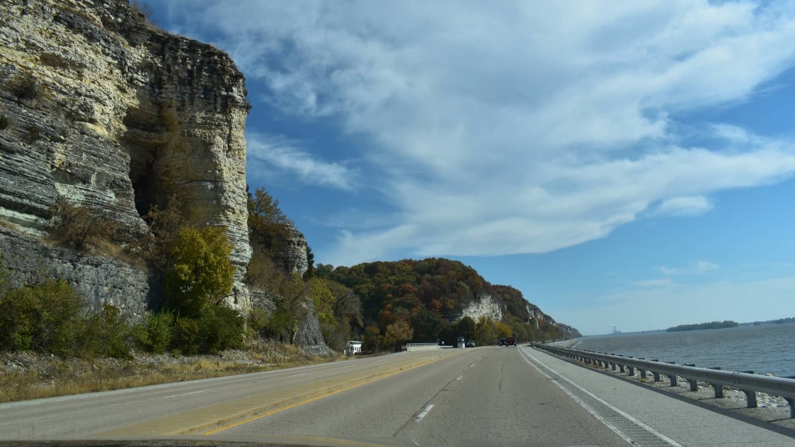 Great river road shutterstock_2251677615resized