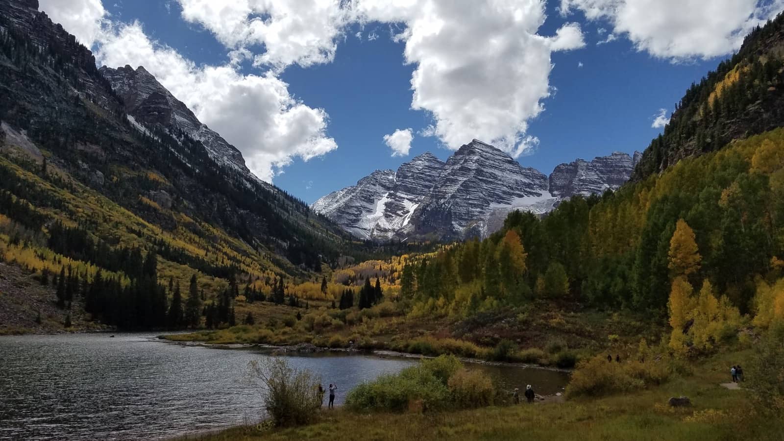 Maroon Bells Scenic Loop (Aspen) shutterstock_1415185820.jpg.crdownloadresized