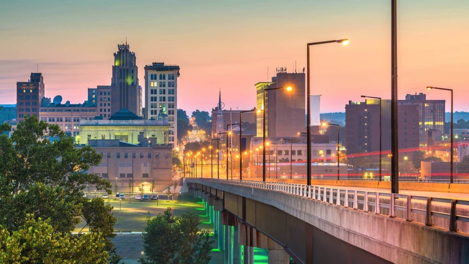 Youngstown, Ohio shutterstock_1478916395resized