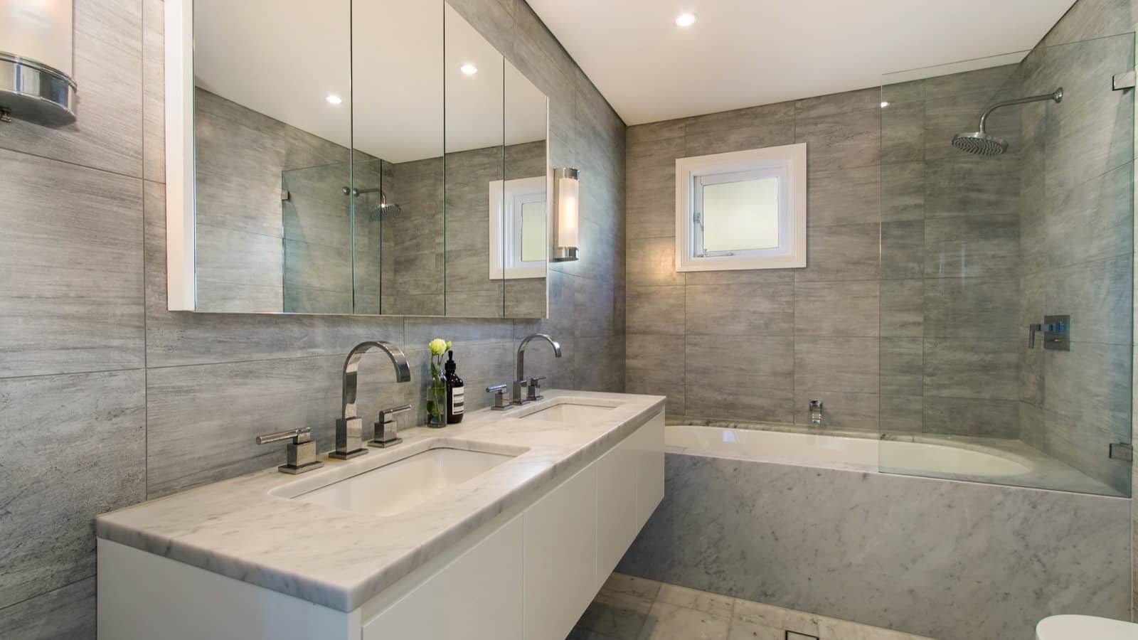 bathroom double sink shutterstock_473111053resized
