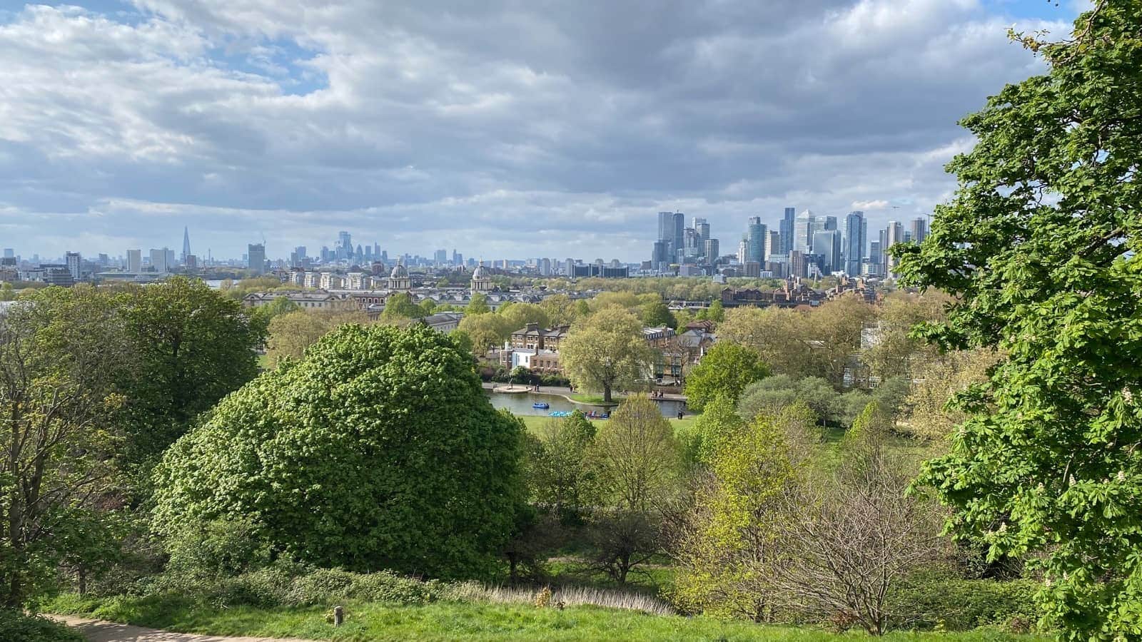 london view from the one tree hill spot in greenwhich parkresized