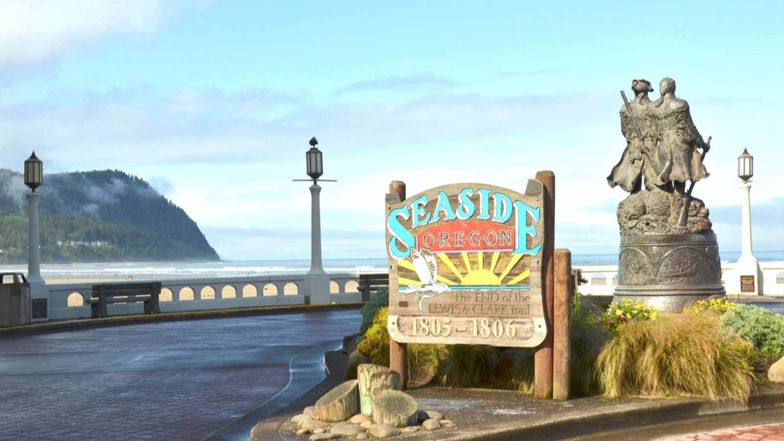seaside oregon shutterstock_1225702834.jpg.crdownloadresized