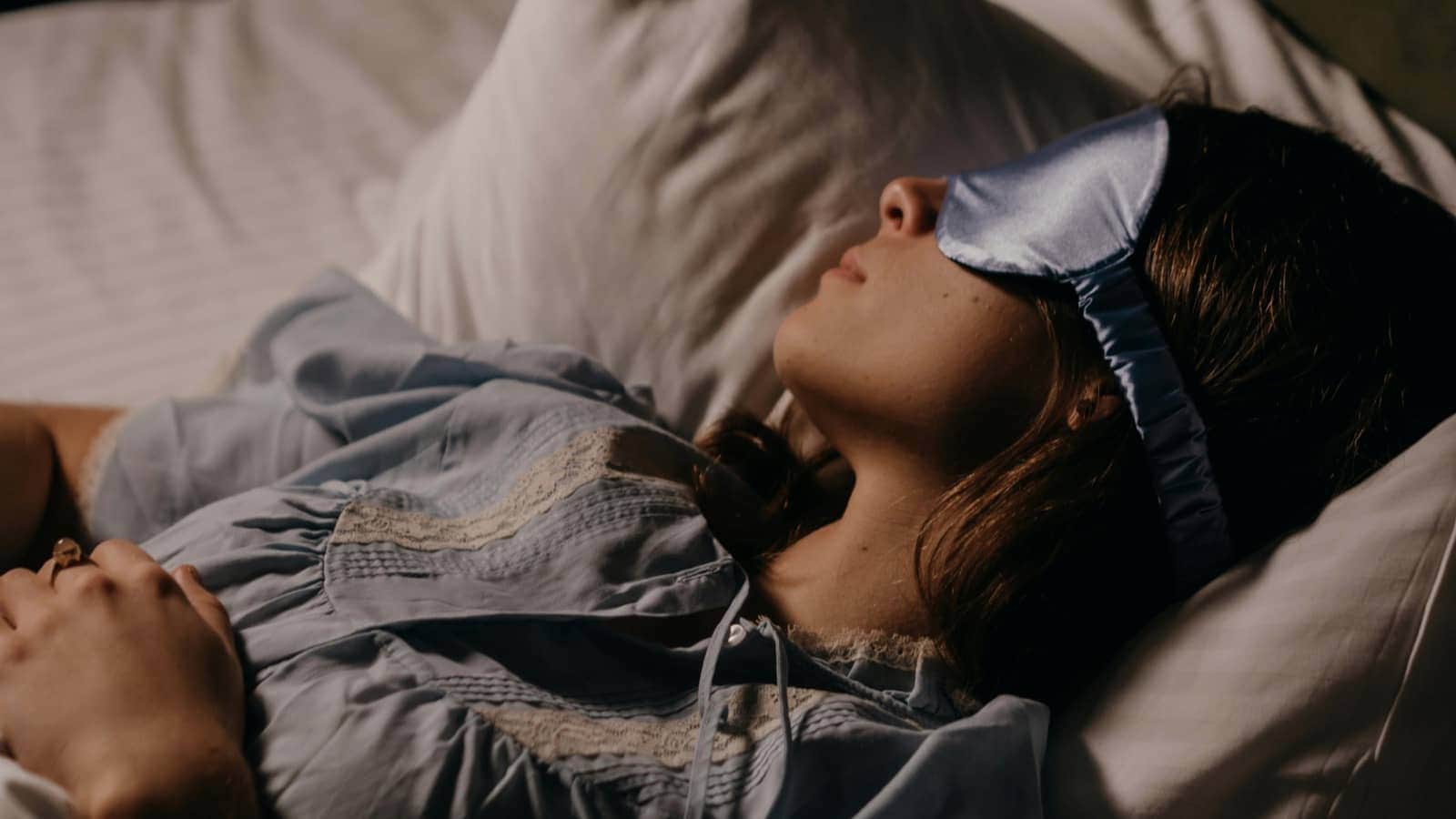 eye mask sleeping pexels-polina-kovaleva-6541082resized