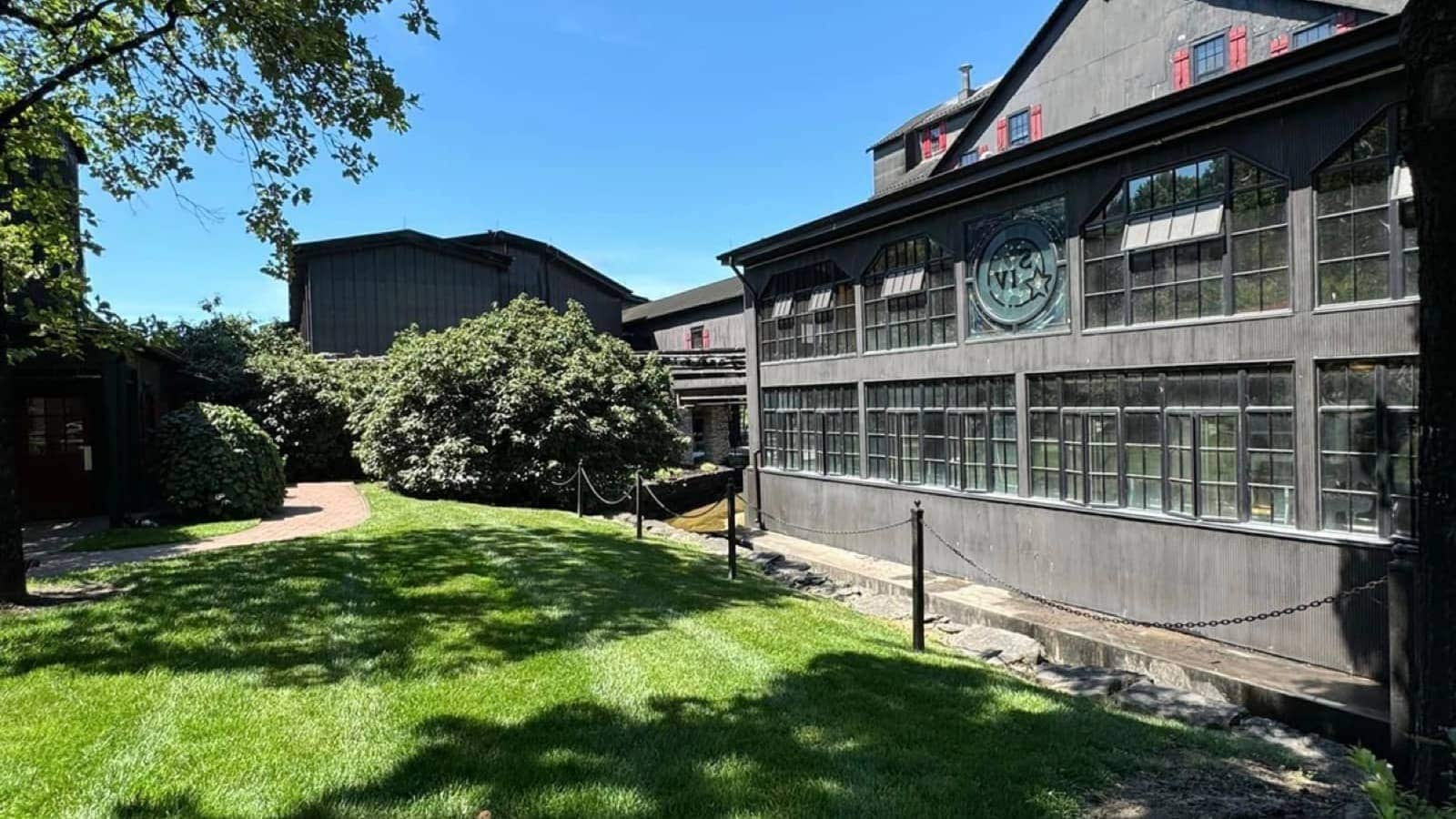 makers make distillery loretto kentucky Bourbon Trailresized