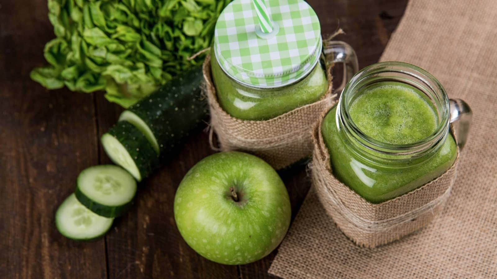 smoothie pexels-ifreestock-616833resized