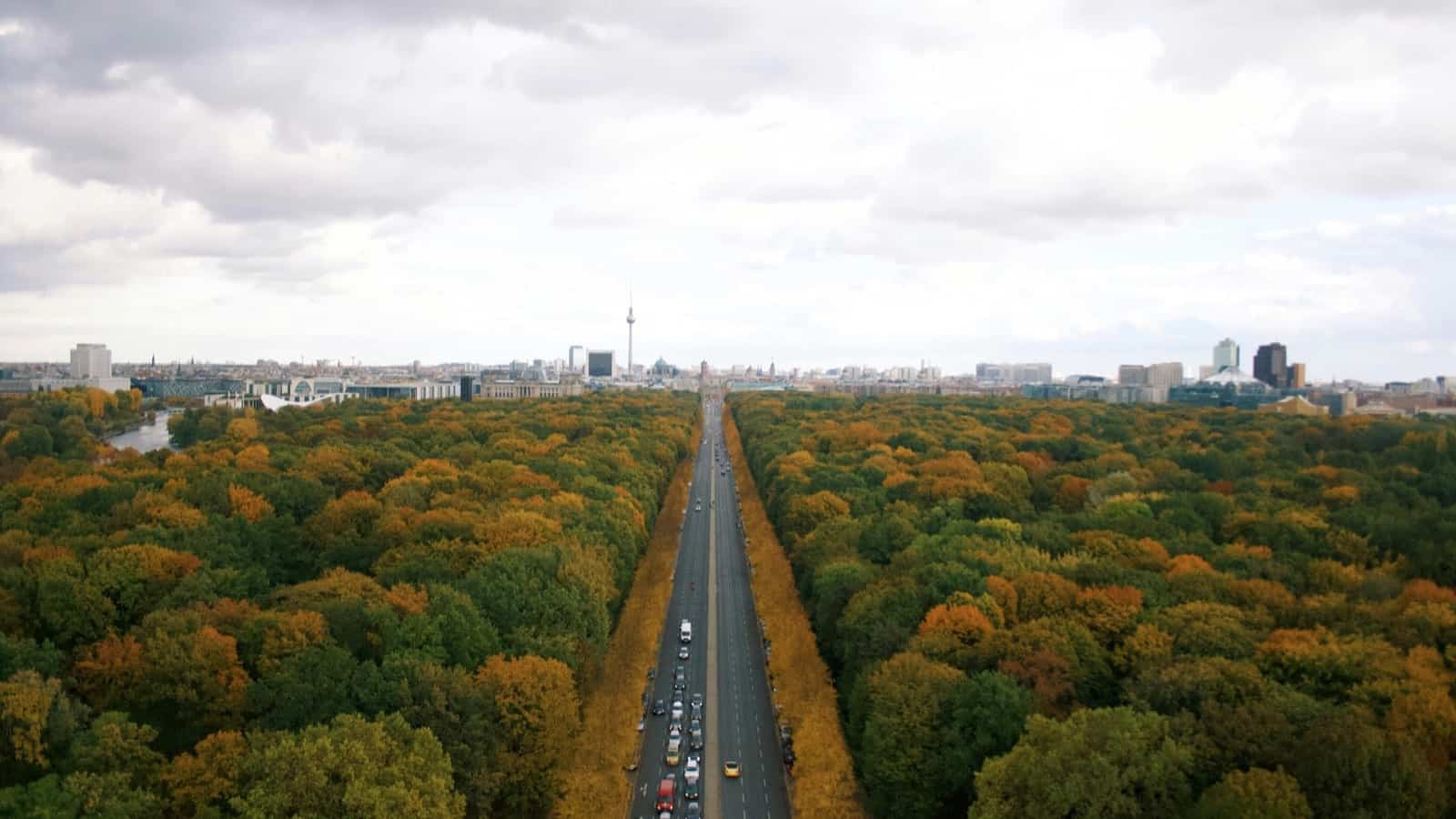 Berlin parks pexels-viviana-ceballos-1480481-5729771resized