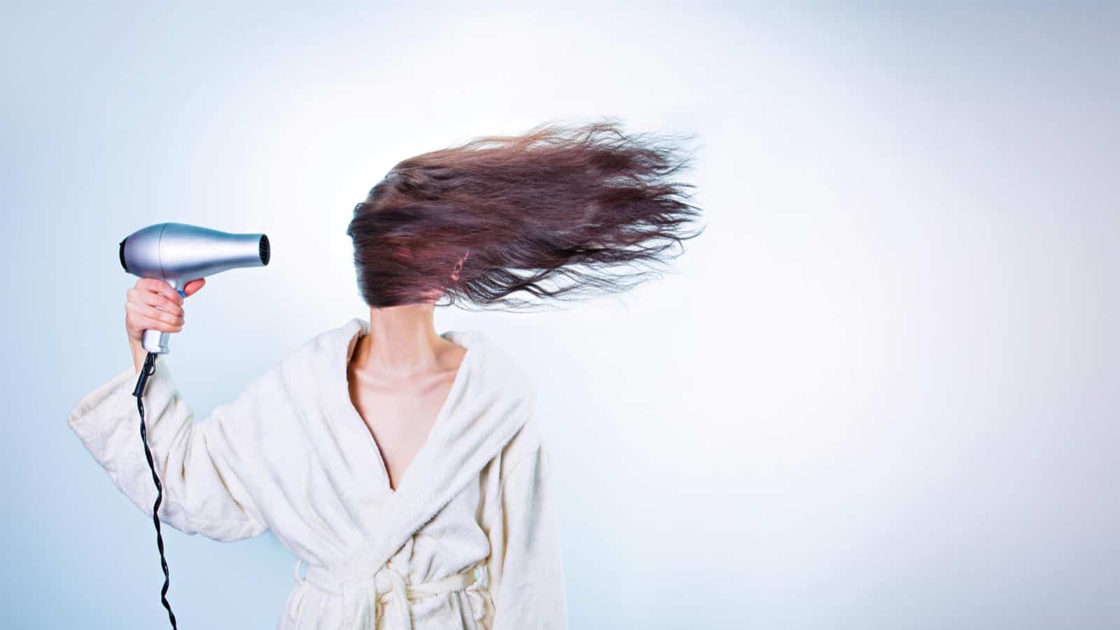 hair dryer pexels-gratisography-4614resized