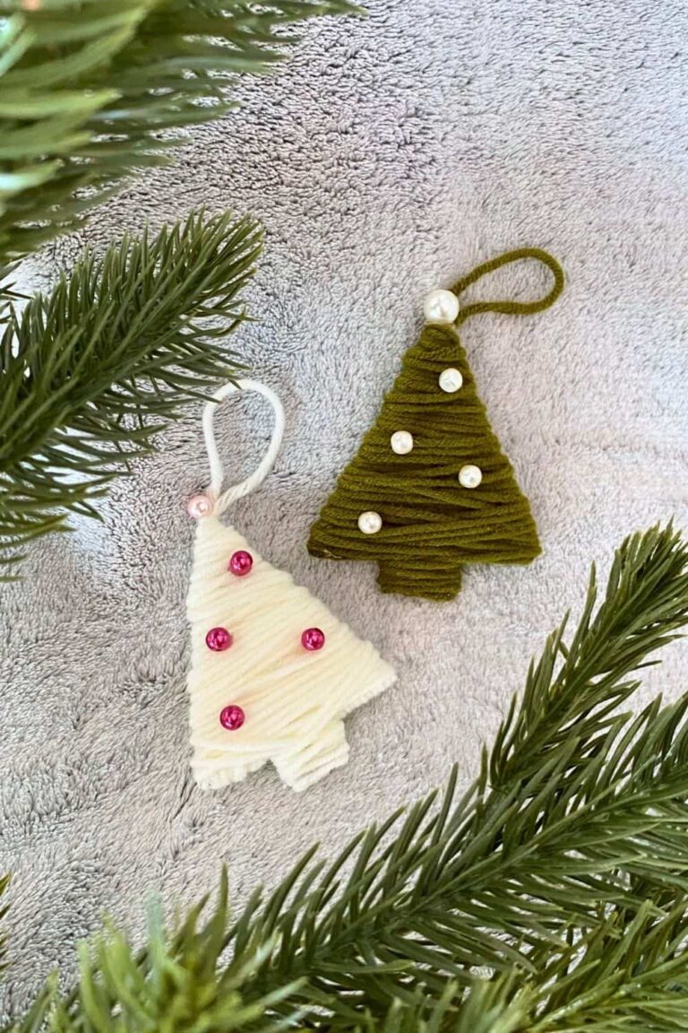 Easy Yarn-Wrapped Tree Ornament DIY For Your Christmas Tree