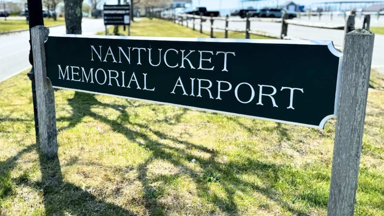nantucket memorial airport usaresized