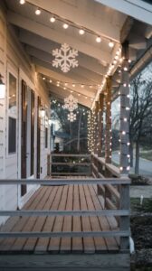 14 Winter Porch Decor Ideas That Aren't Christmas For Your Home