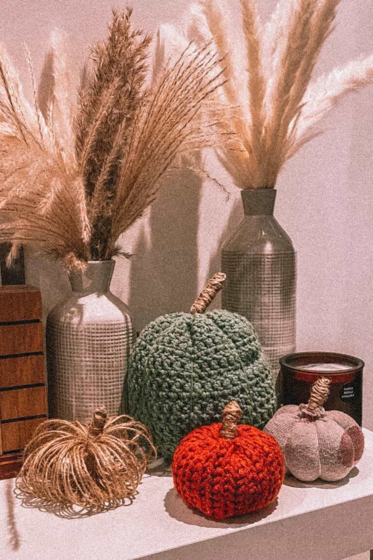 Easy Yarn Crochet Pumpkin Tutorial for Beginners + Video tutorial