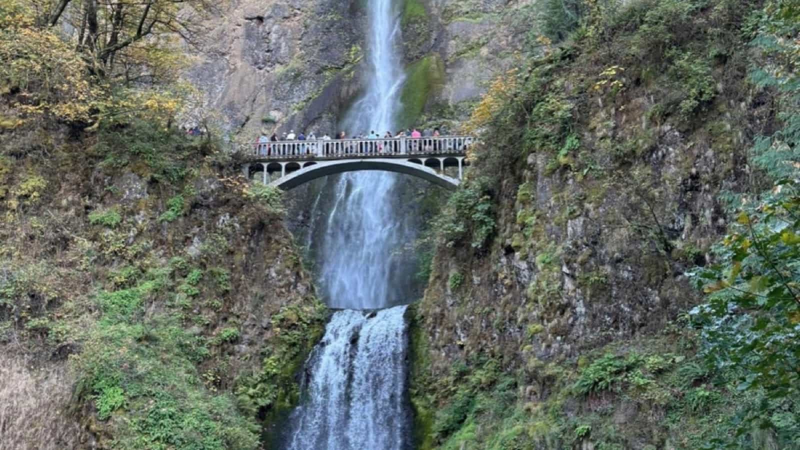 multnomah falls oregon usaresized