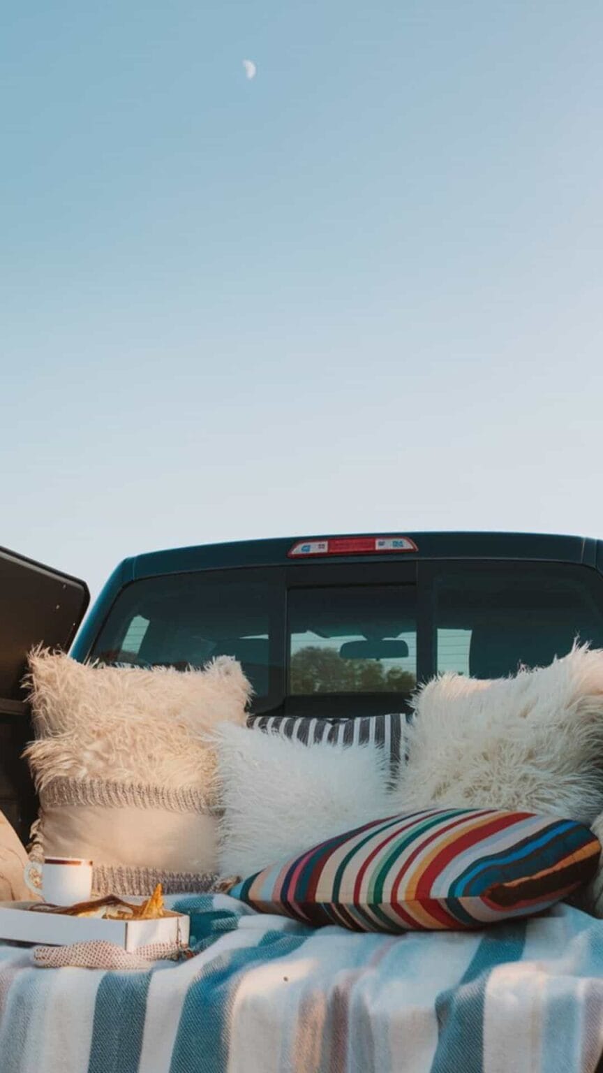 My Tips For The Perfect Date Night in the Bed of a Truck + Checklist