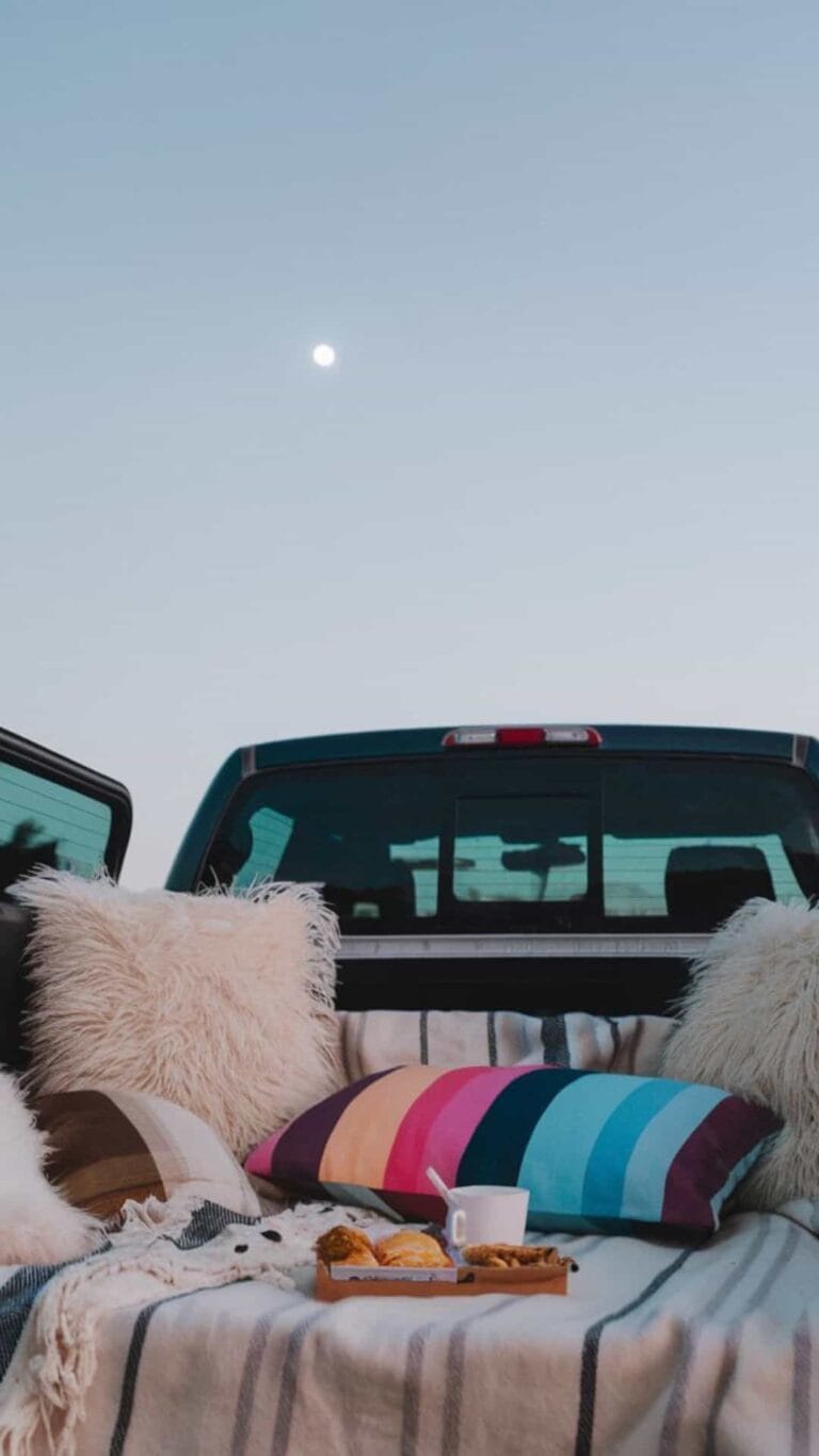 My Tips For The Perfect Date Night in the Bed of a Truck + Checklist