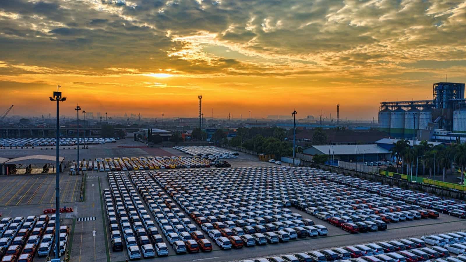 airport plane flights flight cancelled travel delay parking cars rental car