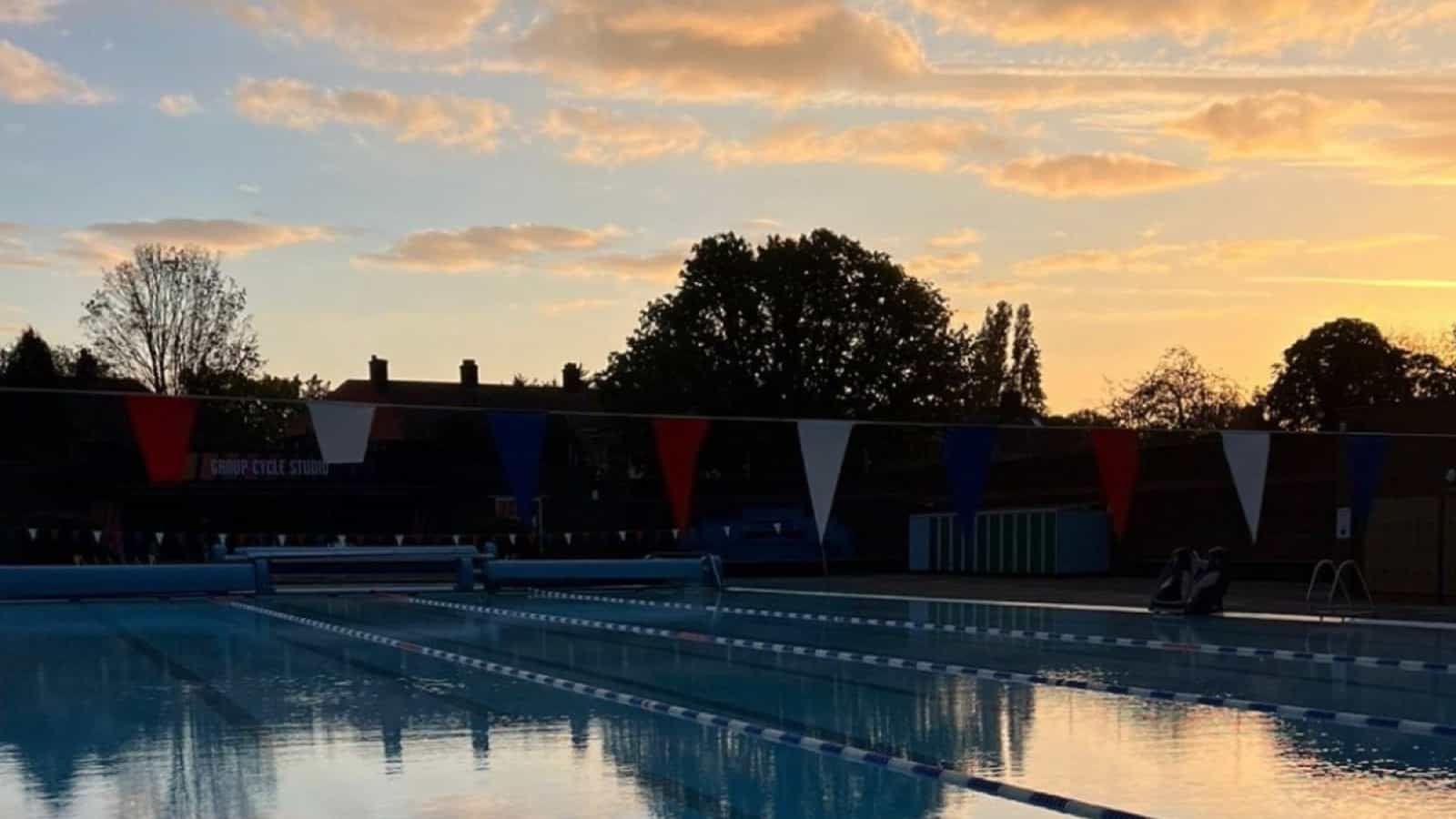 Charlton Lido London swimresized